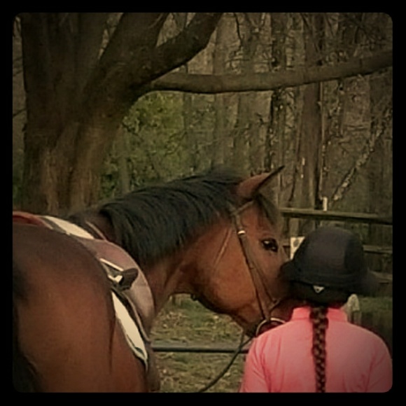 Meet your Posher, Averie - Picture 1 of 1